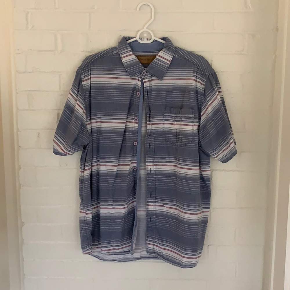 Men’s Large Short Sleeve Button Down